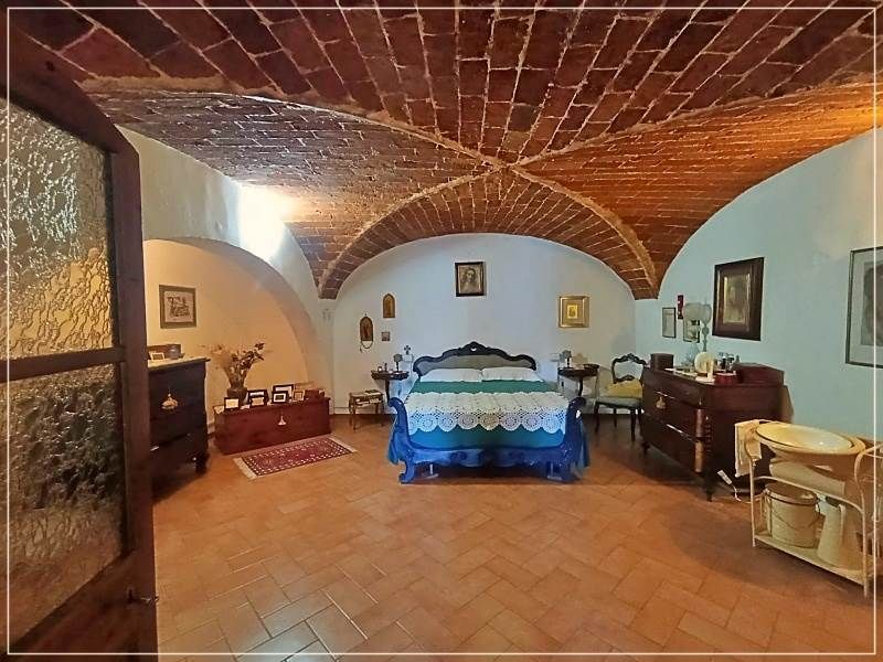 Castagneto centro storico...